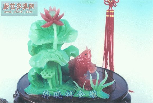 鱼跃荷香.jpg