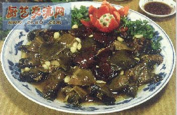 红 煨 甲 鱼 裙 爪