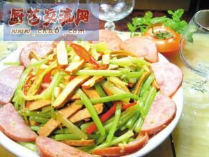 豆干香芹拌烟肉.jpg